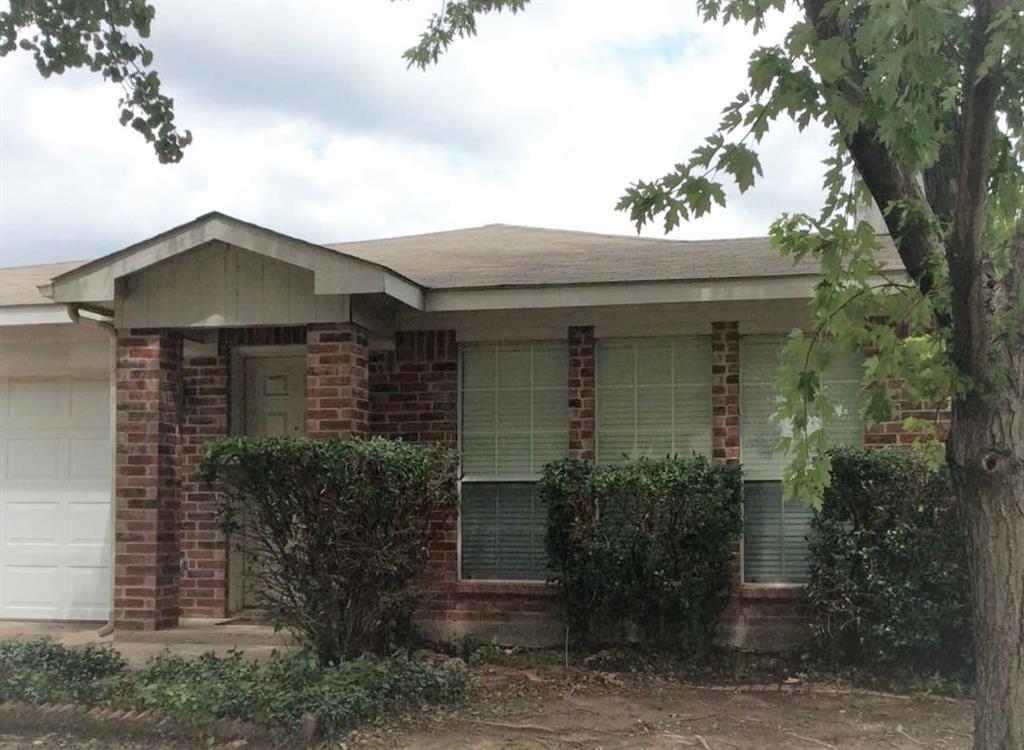 5808 Matt Street Property Photo 1