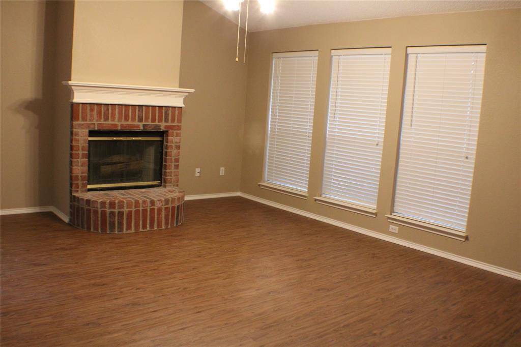 5808 Matt Street Property Photo 6