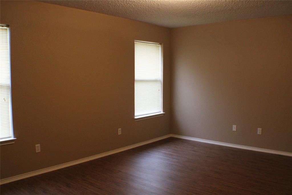 5808 Matt Street Property Photo 11