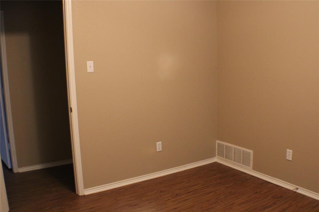 5808 Matt Street Property Photo 13