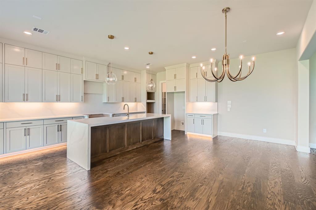 1244 High Property Photo 8