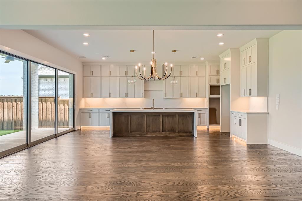 1244 High Property Photo 10