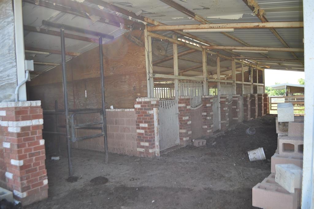 3511 Fm 66 Property Photo 20