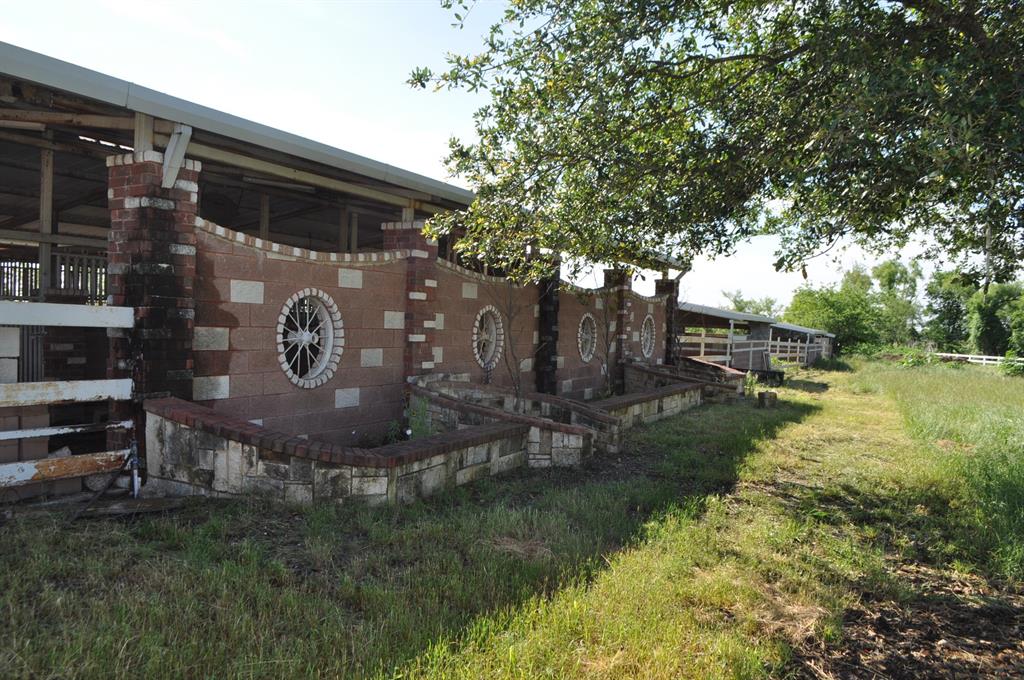 3511 Fm 66 Property Photo 21