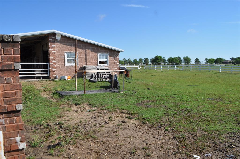 3511 Fm 66 Property Photo 24