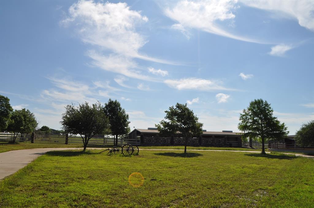 3511 Fm 66 Property Photo 30