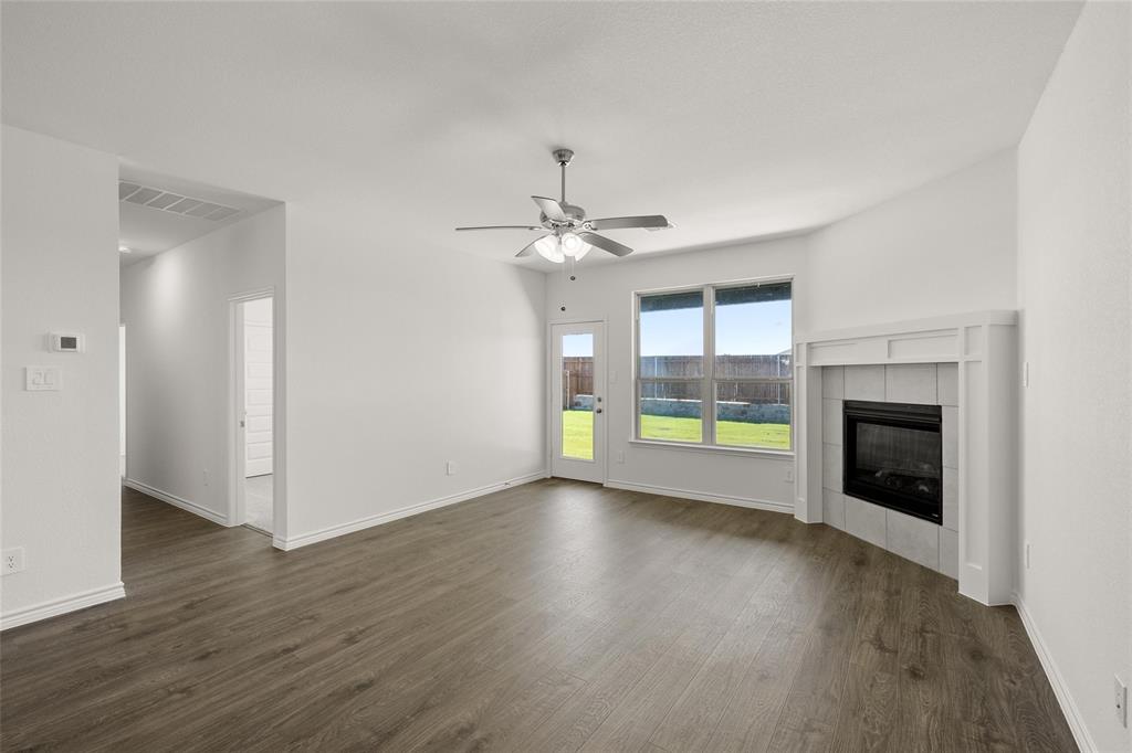 1913 Seminole Drive Property Photo 15