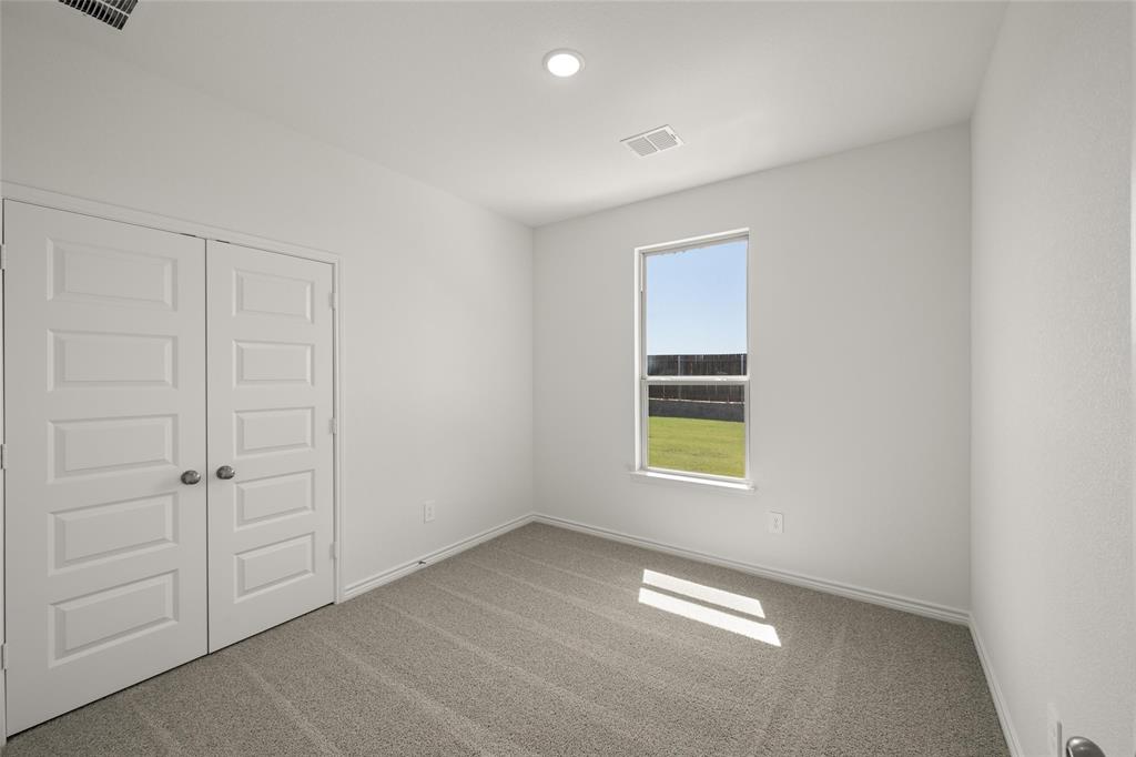 1913 Seminole Drive Property Photo 16