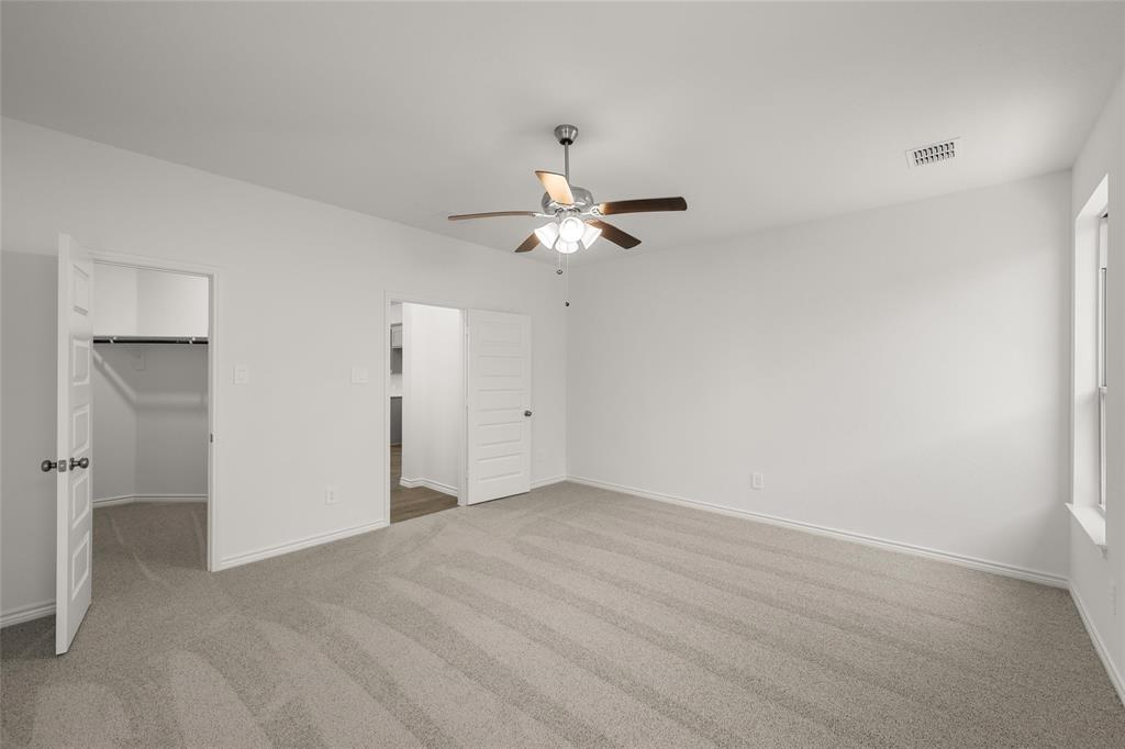 1913 Seminole Drive Property Photo 21