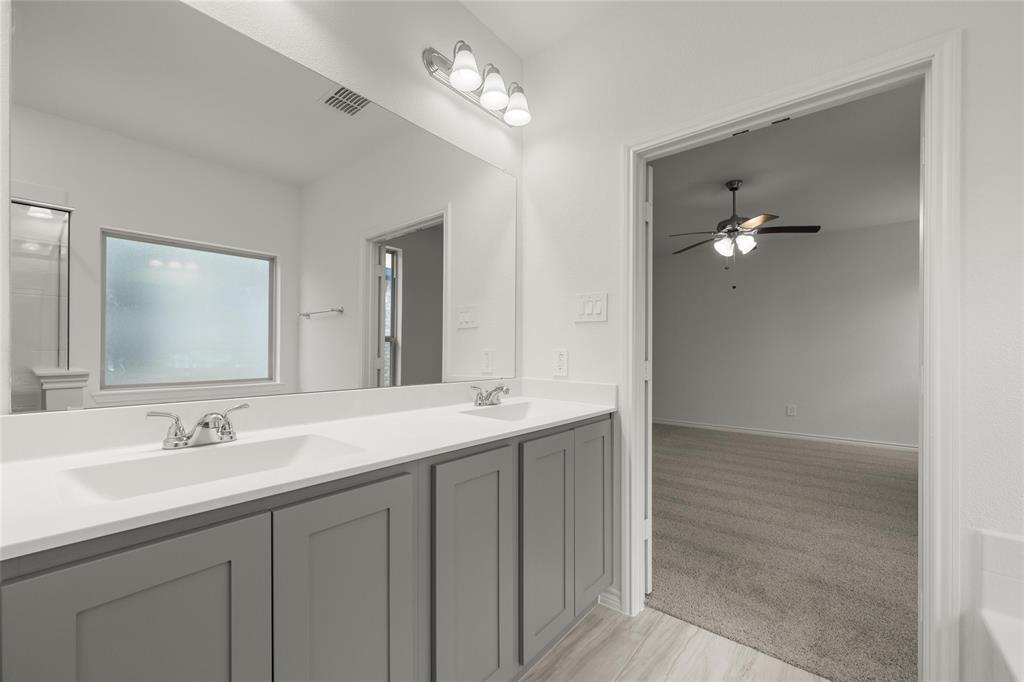 1913 Seminole Drive Property Photo 22