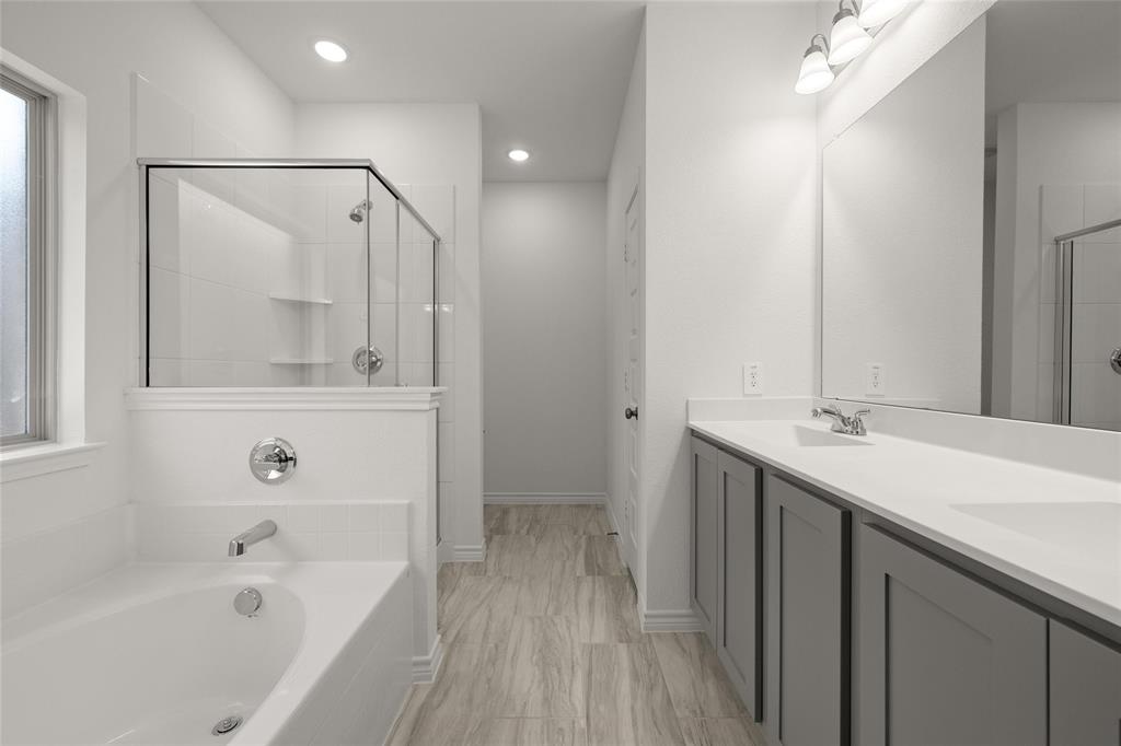 1913 Seminole Drive Property Photo 22