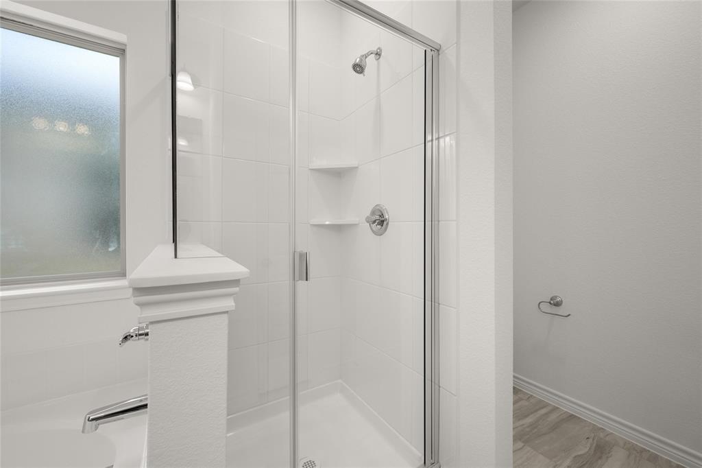1913 Seminole Drive Property Photo 24