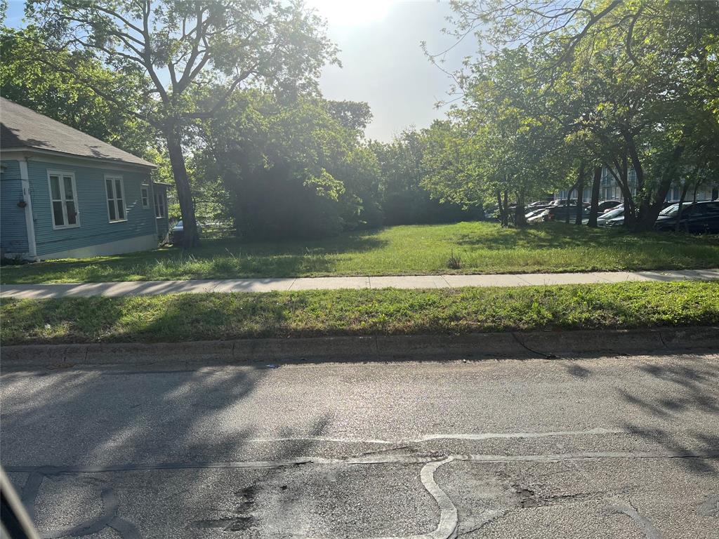406 Fry Street Property Photo 1