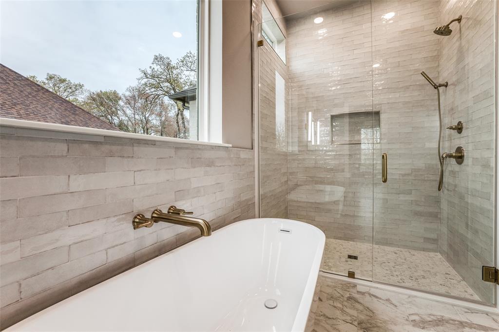 4585 Cascades Boulevard Property Photo 17