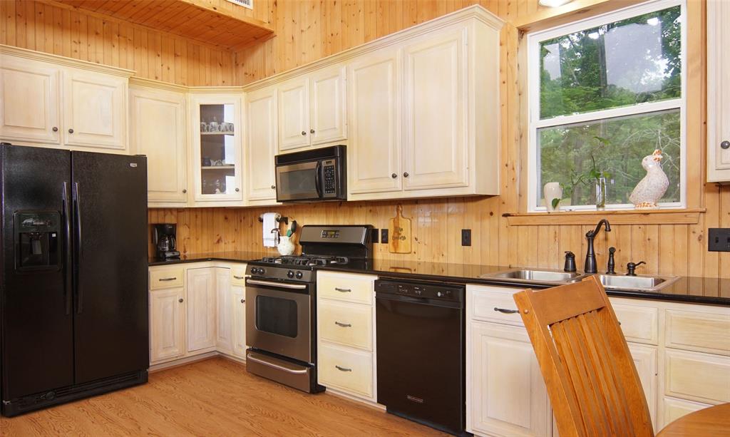 670 Cr 1699 Property Photo 10