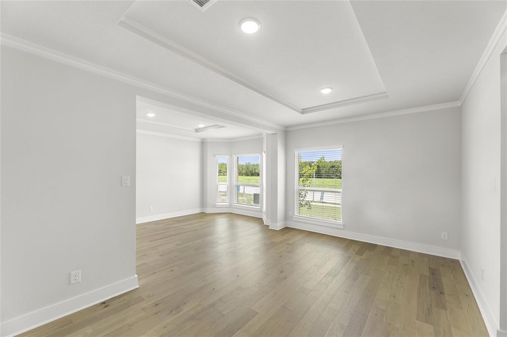 2105 Acorn Creek Circle Property Photo 4