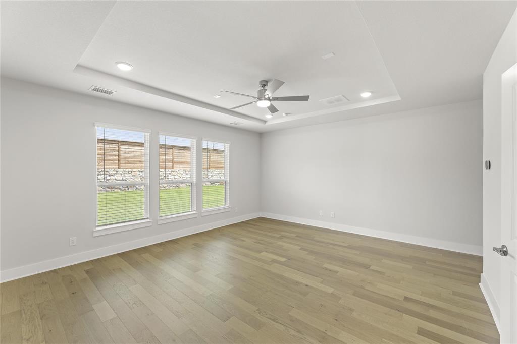 2105 Acorn Creek Circle Property Photo 16