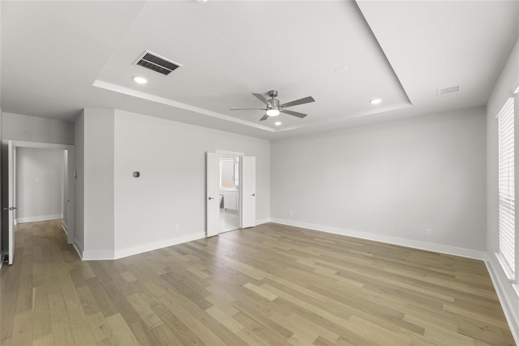 2105 Acorn Creek Circle Property Photo 17