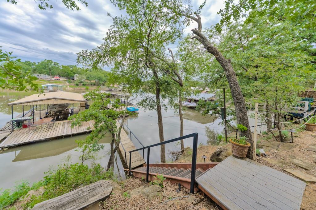 931 County Road 1744 Property Photo 1