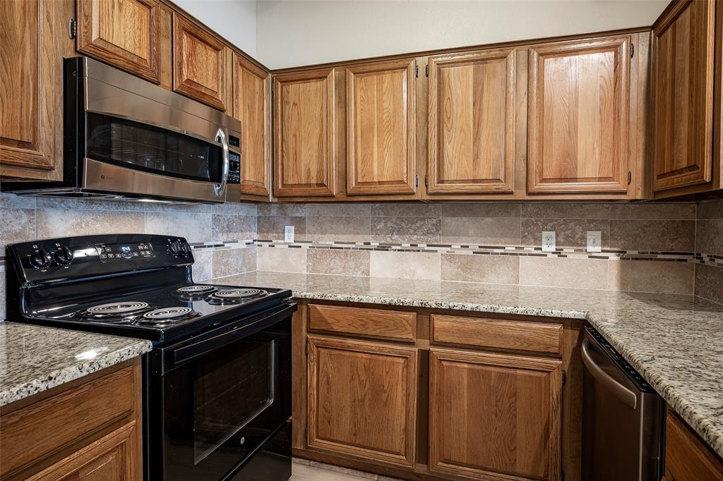14277 Preston Road Property Photo 15
