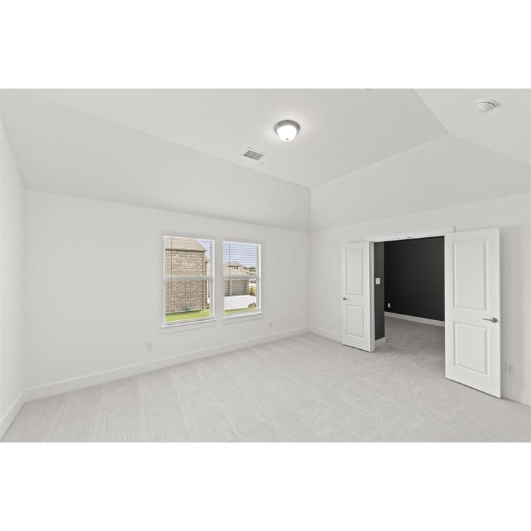 761 Emerald Valley Drive Property Photo 33