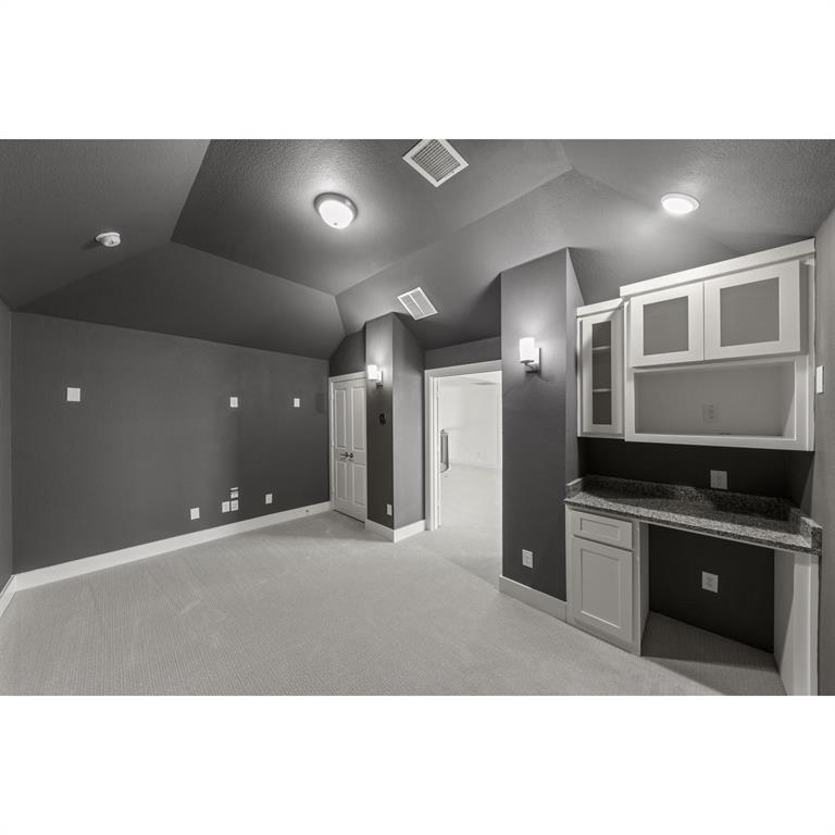 761 Emerald Valley Drive Property Photo 35