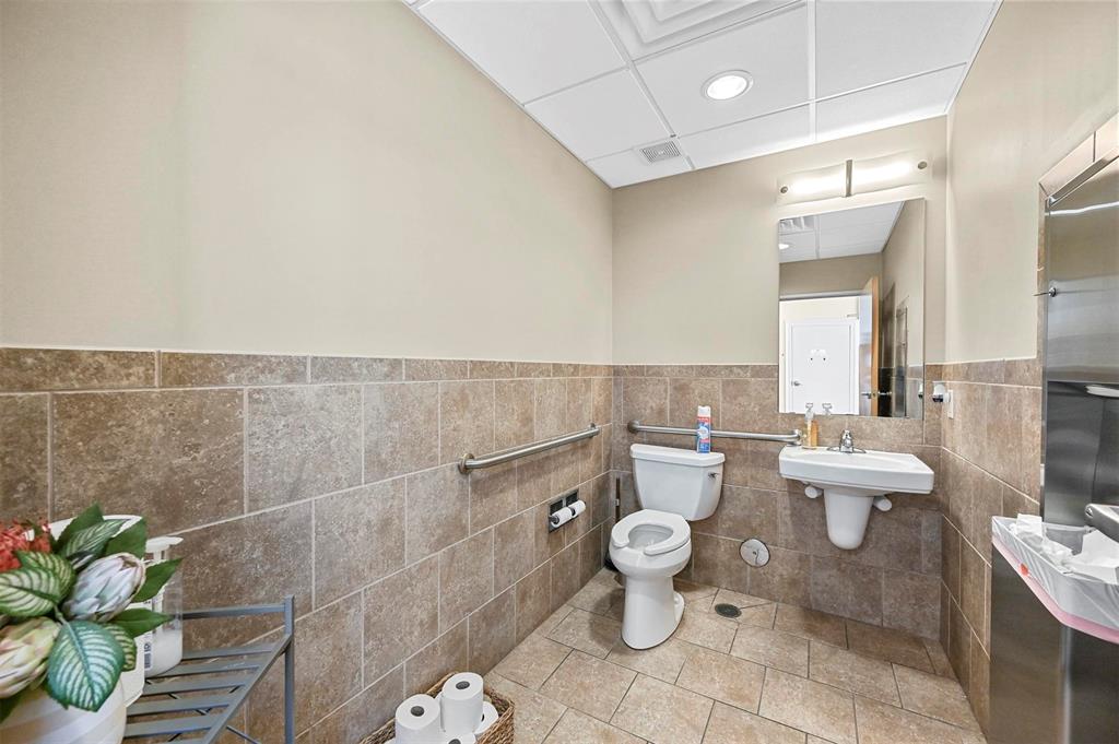 5535 Lake Ridge Parkway Property Photo 13