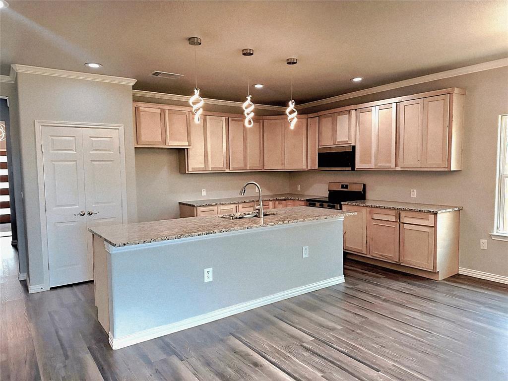 1507 Langston Street Property Photo 3