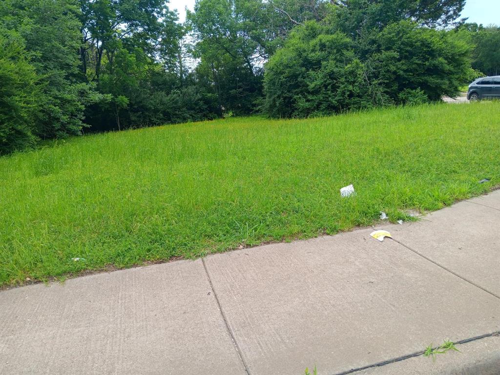 10202 Elam Road Property Photo 3