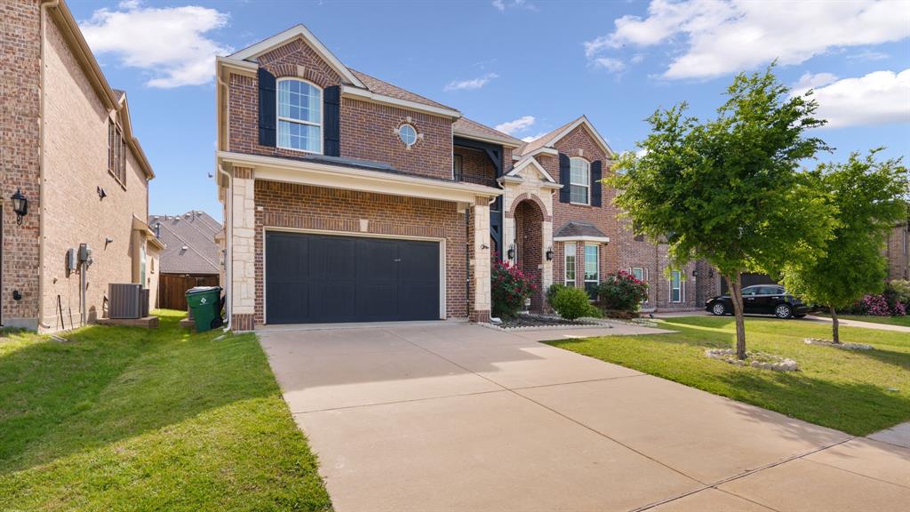 4301 Rainwater Creek Way Property Photo 3