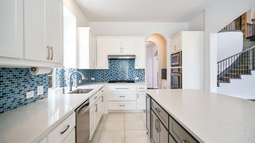 4301 Rainwater Creek Way Property Photo 14