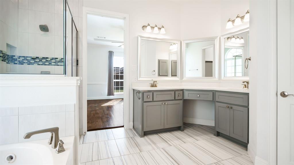 4301 Rainwater Creek Way Property Photo 25