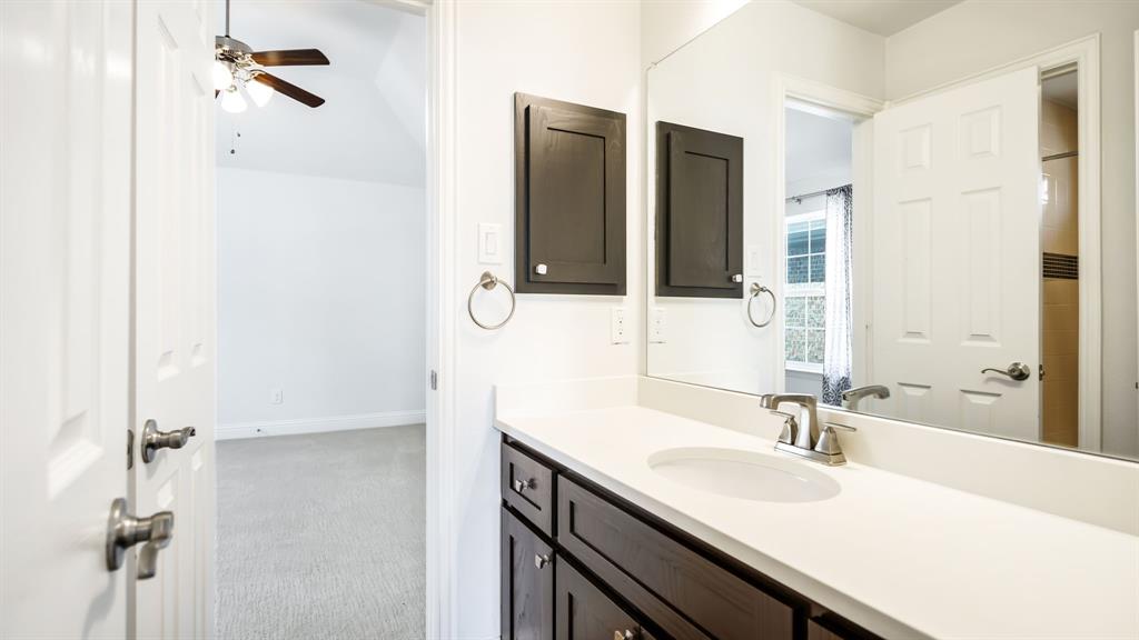 4301 Rainwater Creek Way Property Photo 30