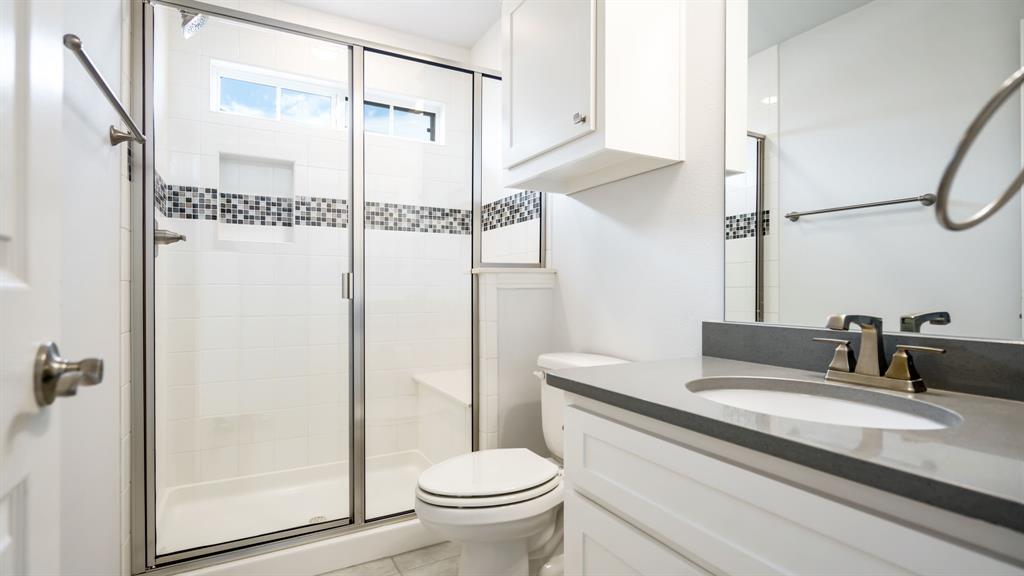 4301 Rainwater Creek Way Property Photo 36