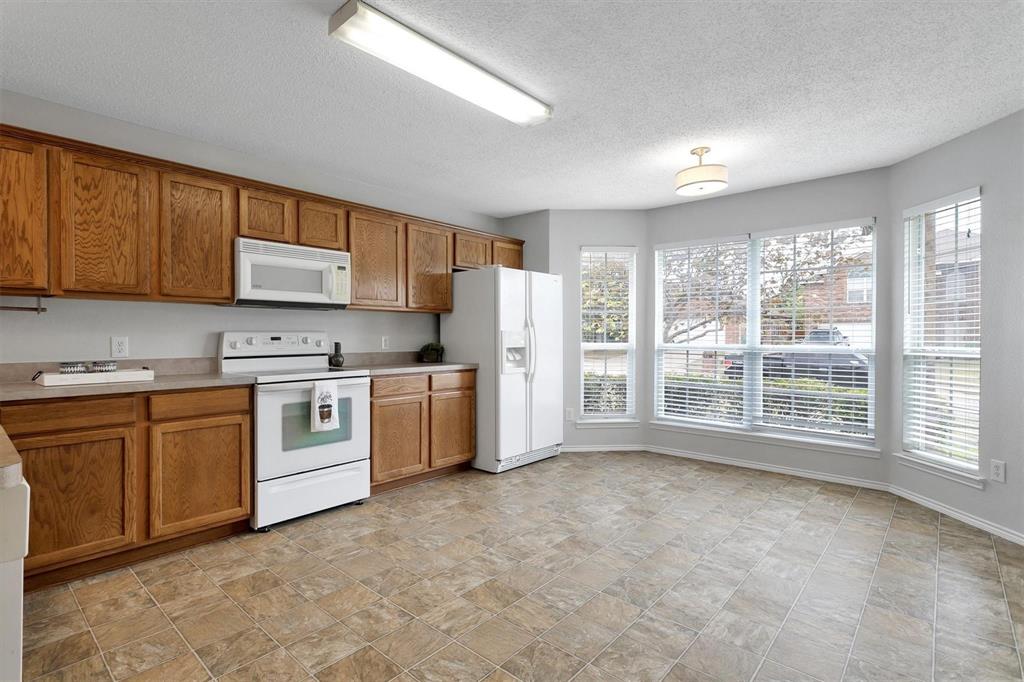 2424 Collier Drive Property Photo 3