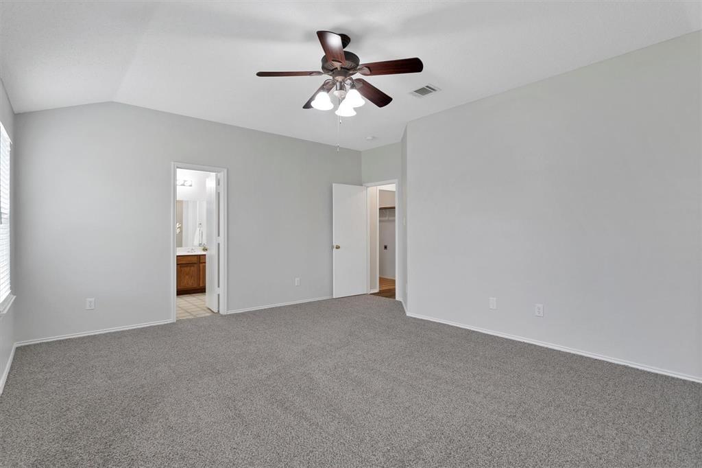 2424 Collier Drive Property Photo 6
