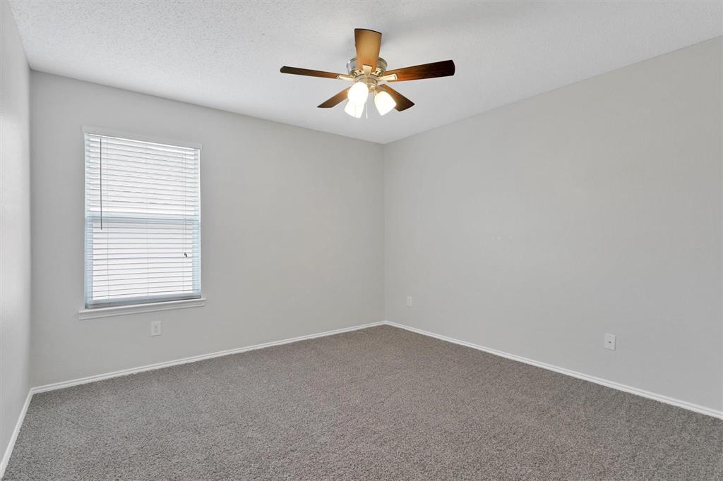 2424 Collier Drive Property Photo 9