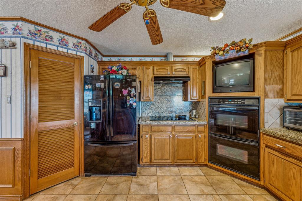 2283 County Road 406 Property Photo 5