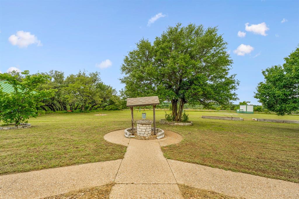 2283 County Road 406 Property Photo 17