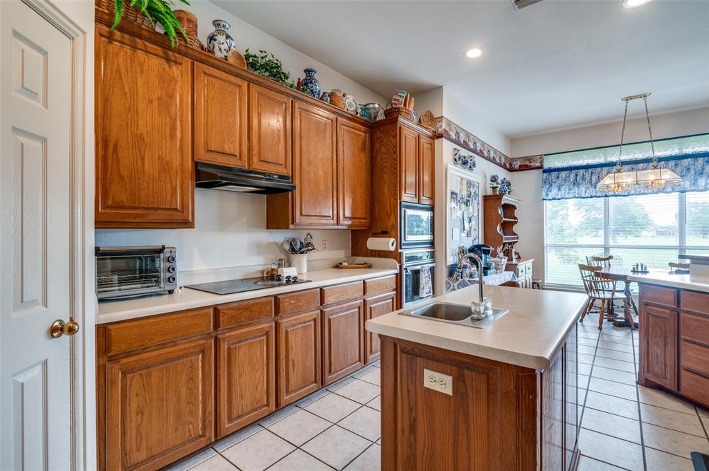 13420 Haslet Court Property Photo 8