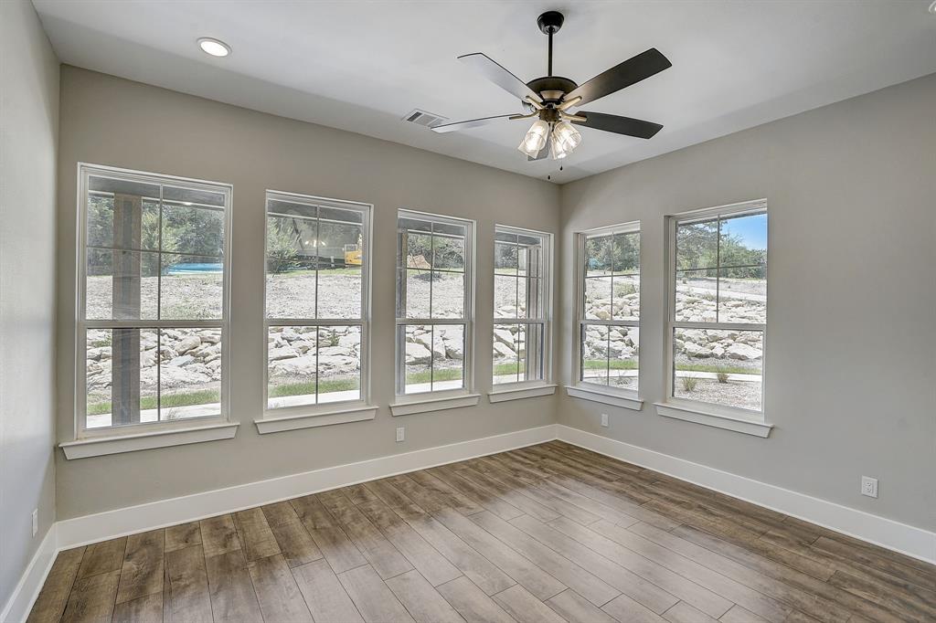 4031 Waters Edge Drive Property Photo 18