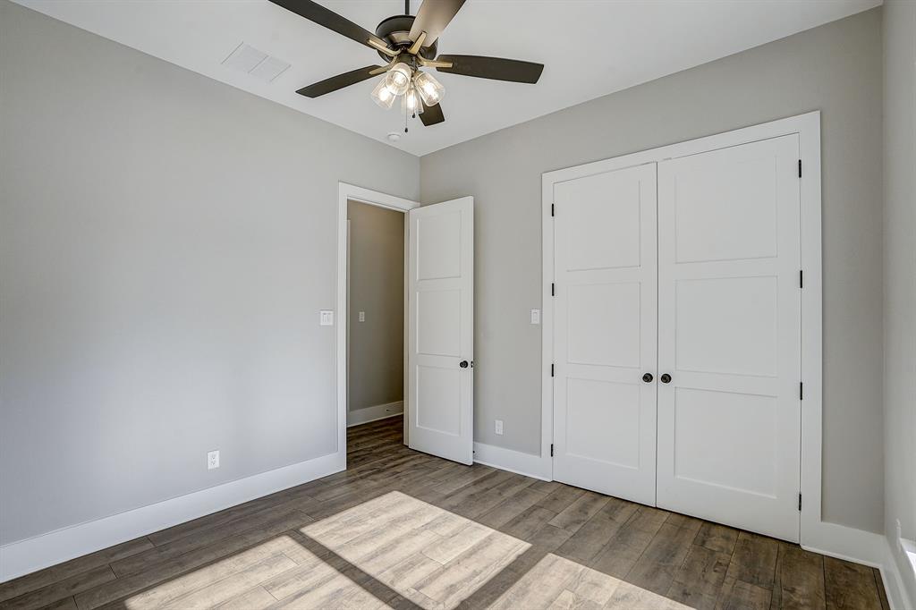 4031 Waters Edge Drive Property Photo 35