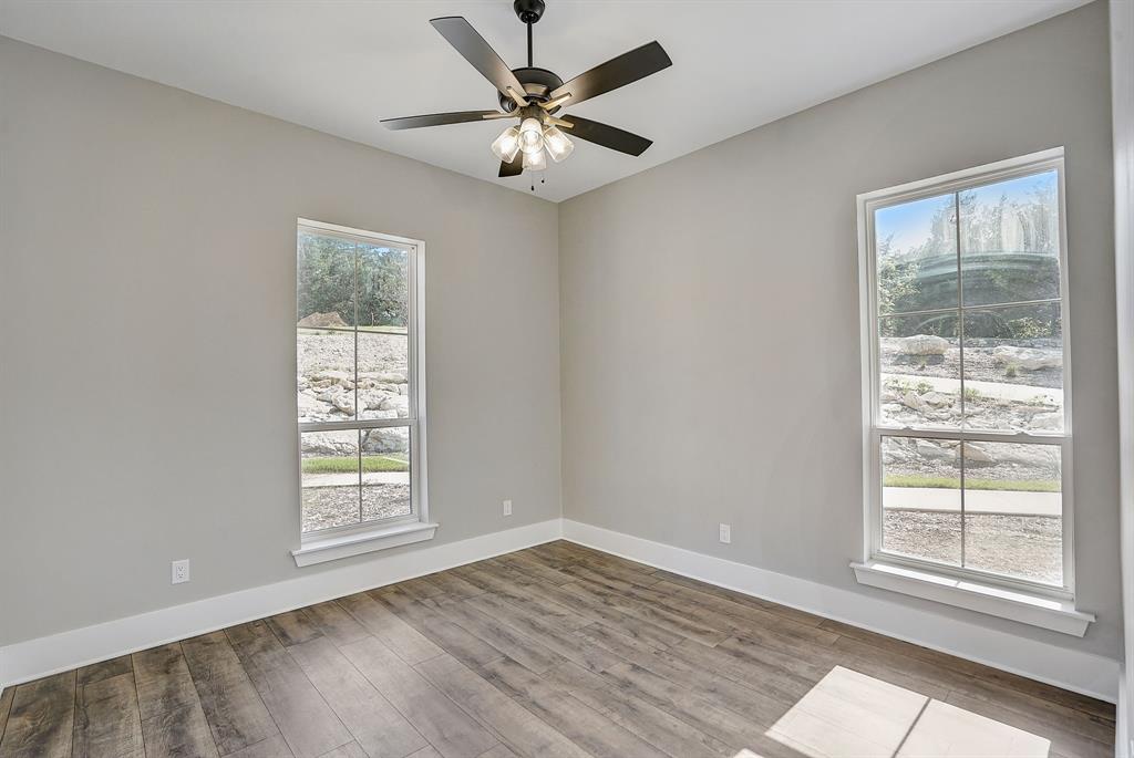 4031 Waters Edge Drive Property Photo 36