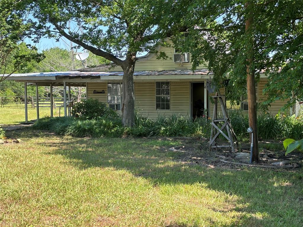 2516 County Road 1017 Property Photo 19