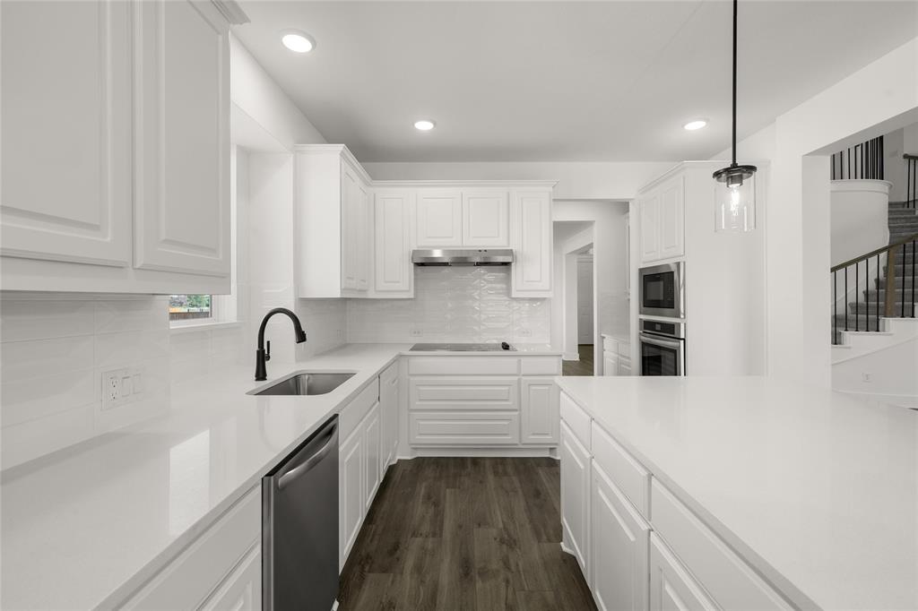 1838 Chadwick Drive Property Photo 12
