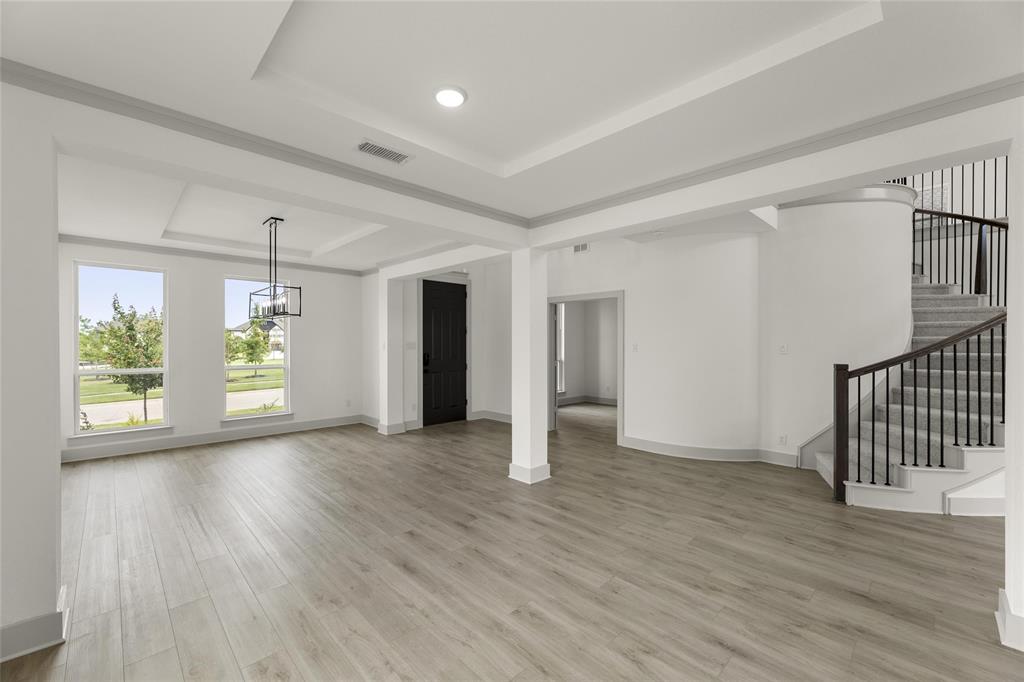 1842 Chadwick Drive Property Photo 7