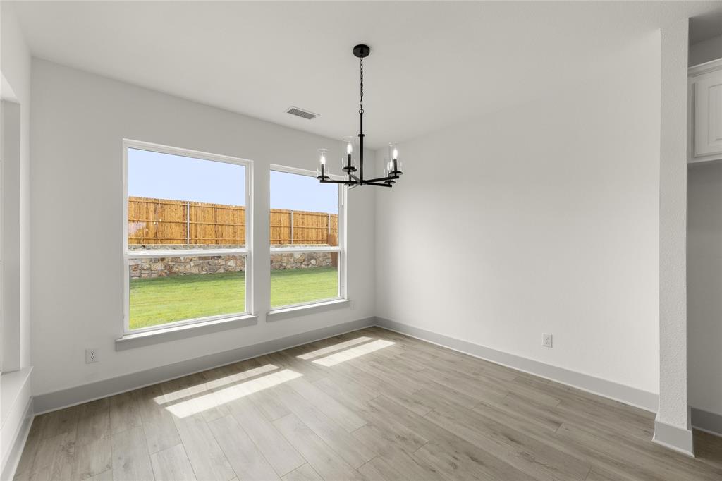 1842 Chadwick Drive Property Photo 11