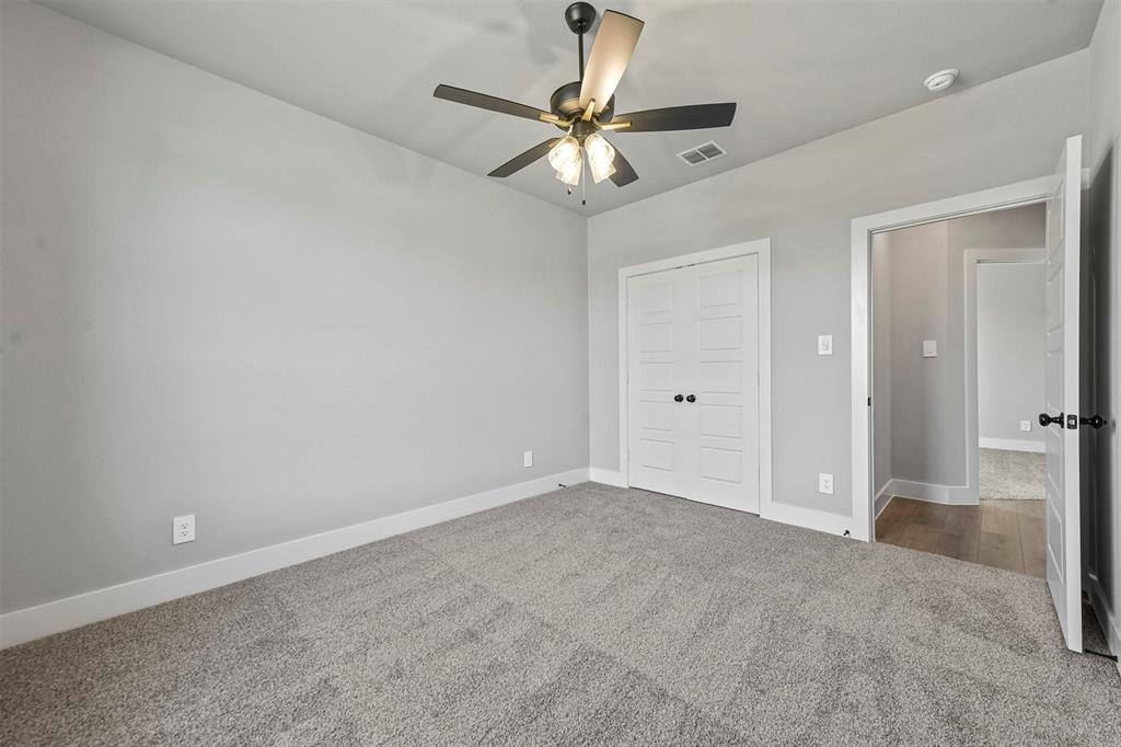 633 Mooney Drive Property Photo 17