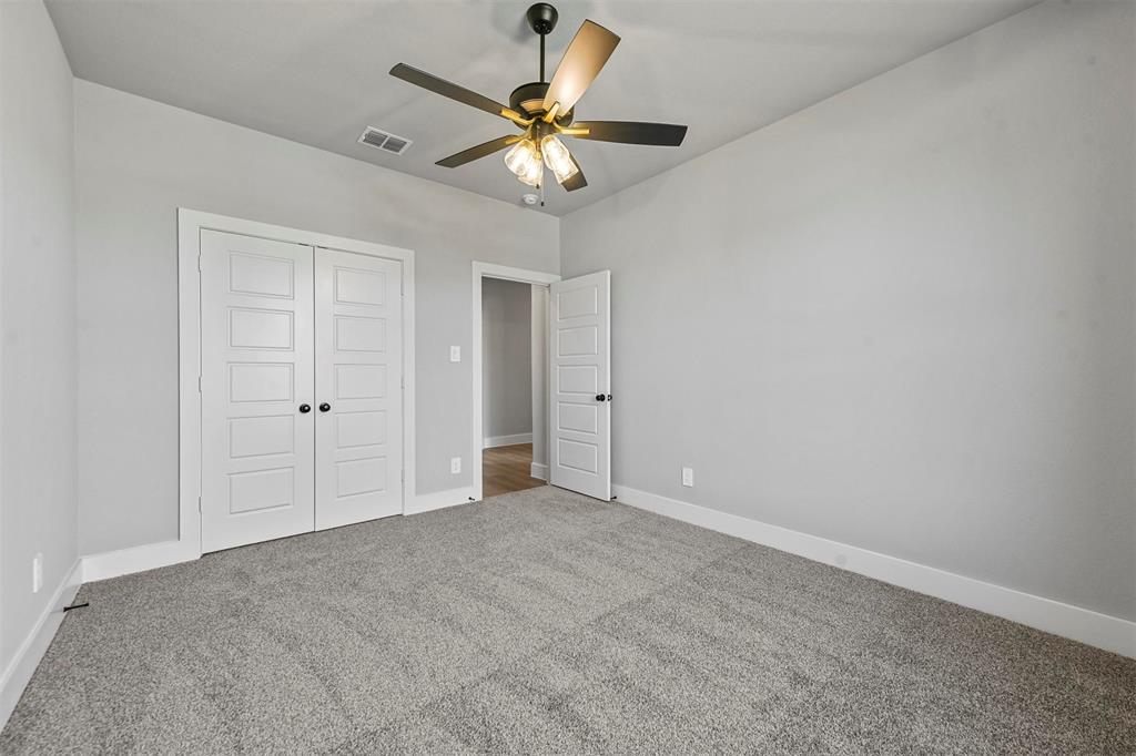 633 Mooney Drive Property Photo 18