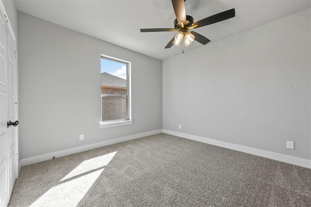 633 Mooney Drive Property Photo 19